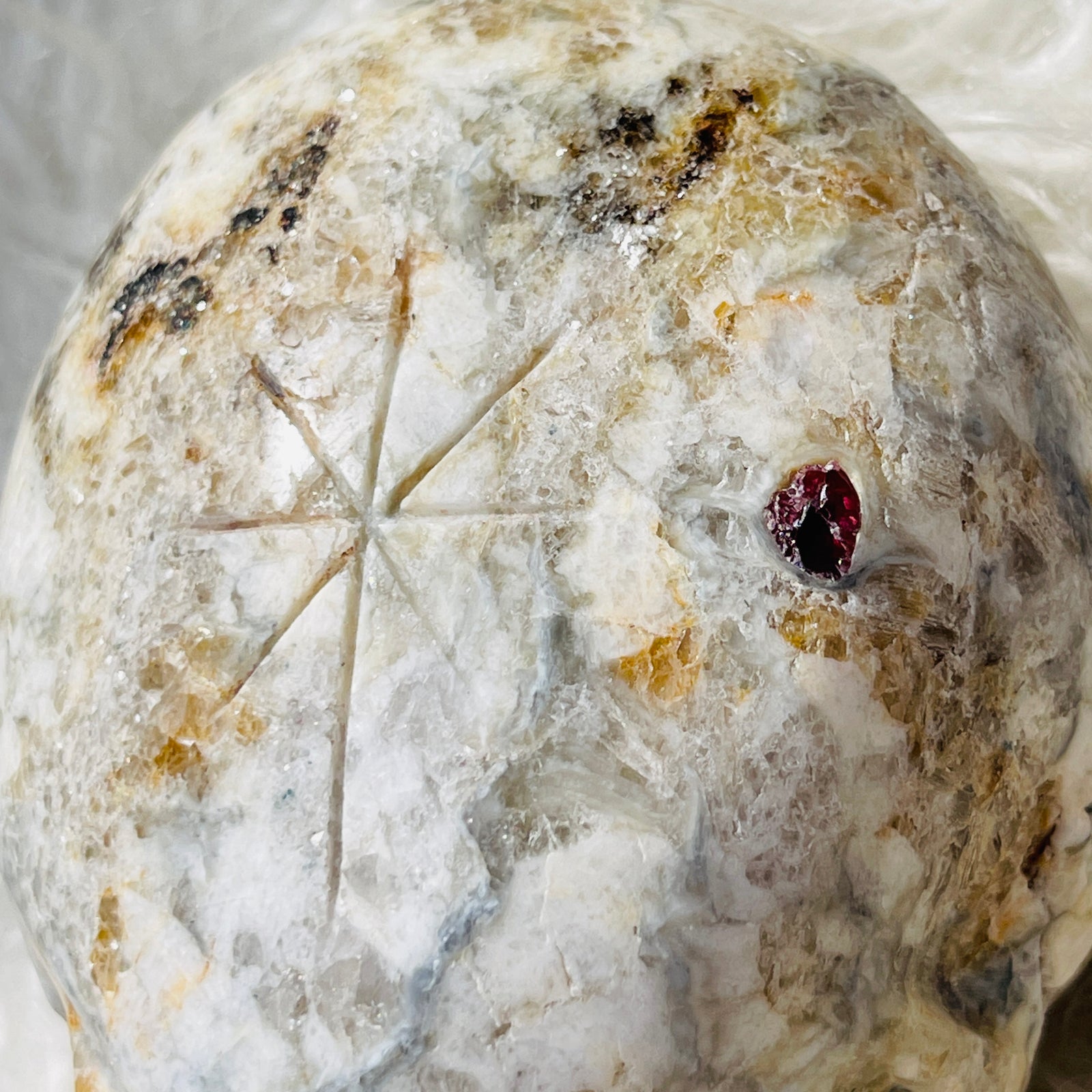 Triphylite X Garnet