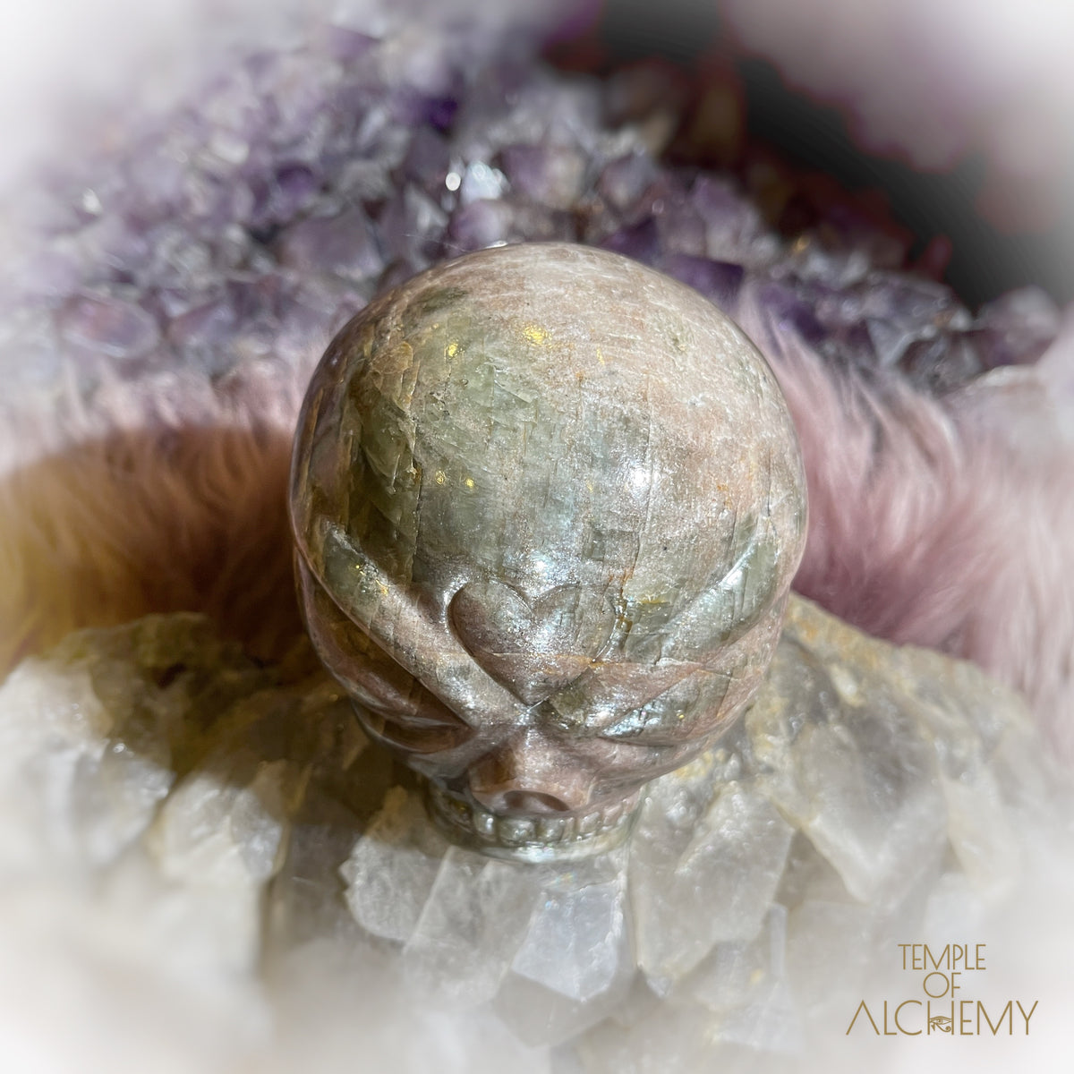 Cat's Eye Green Apatite x Orange Calcite