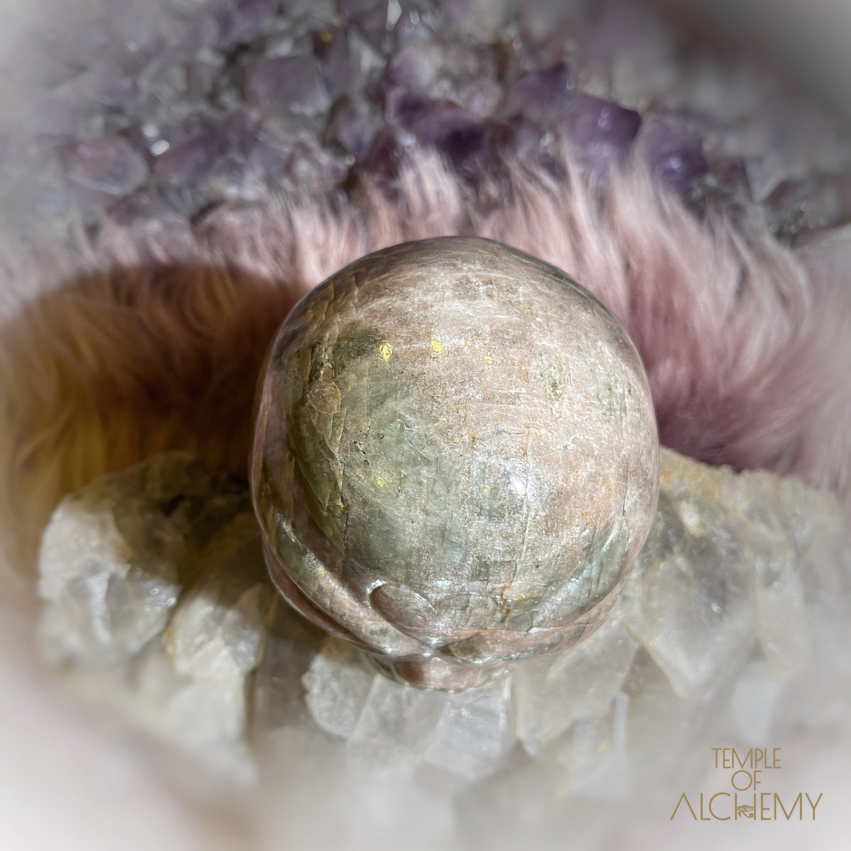 Cat's Eye Green Apatite x Orange Calcite