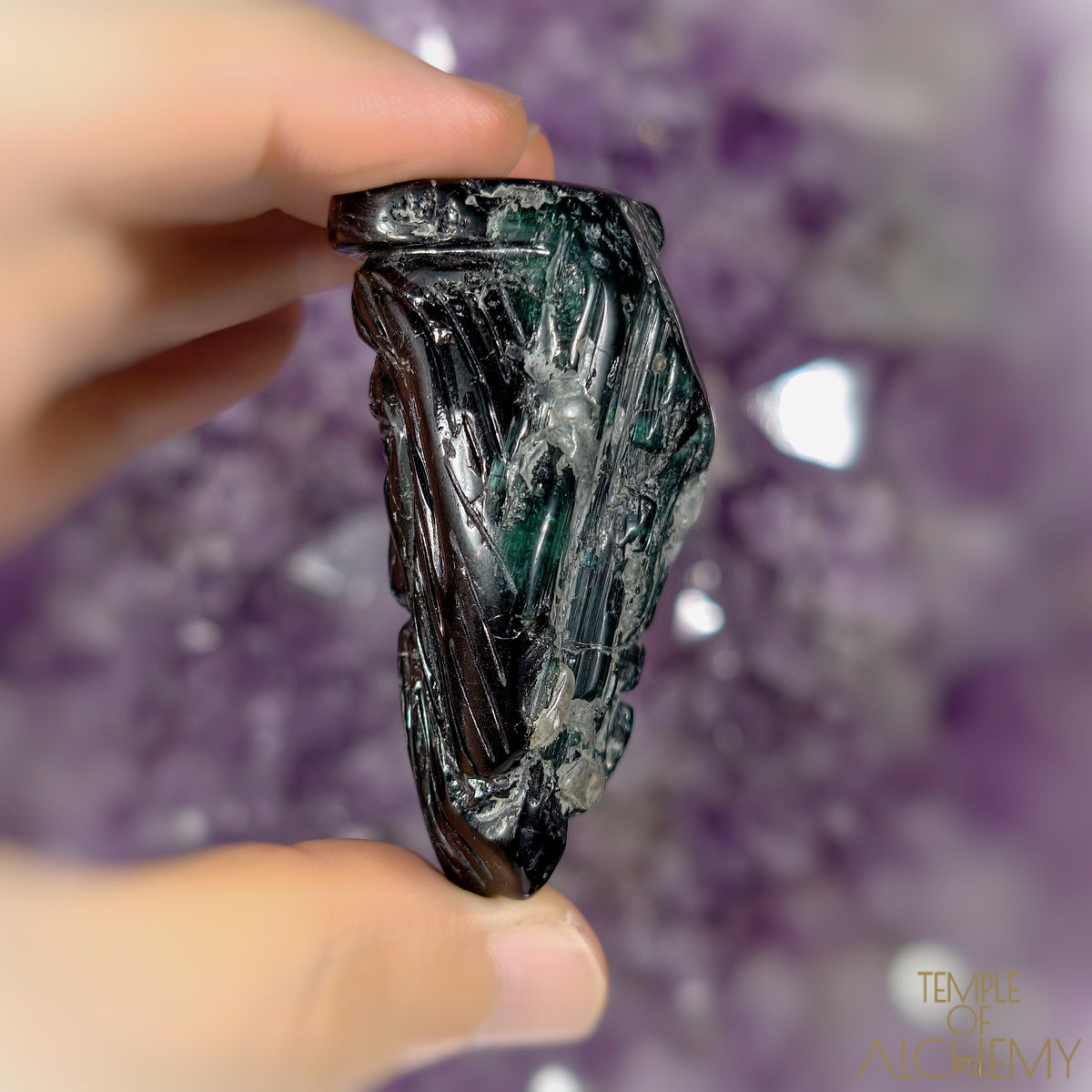 The Seer's Lantern 𓆃 Cat's Eye Indicolite