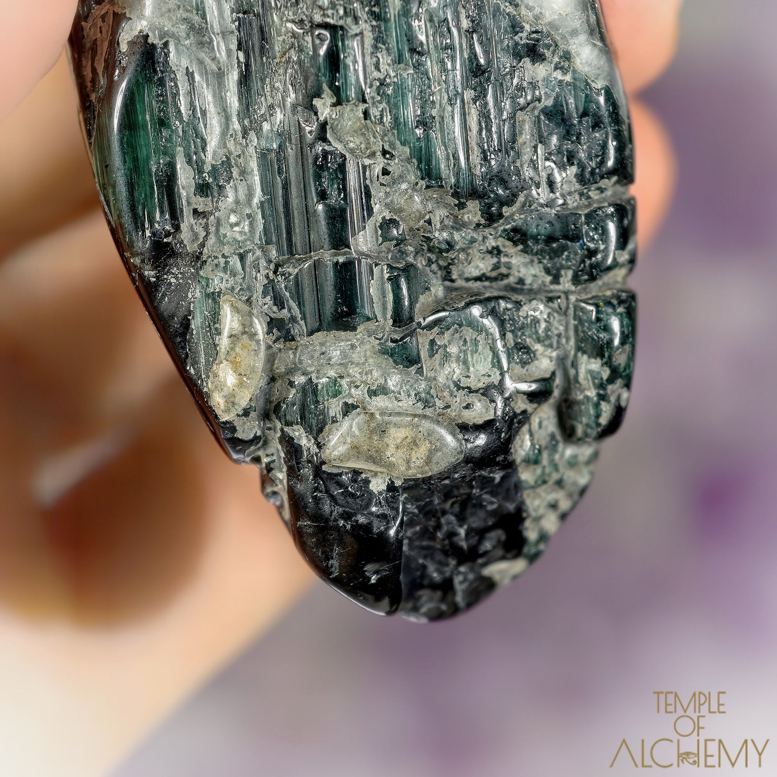 The Seer's Lantern 𓆃 Cat's Eye Indicolite