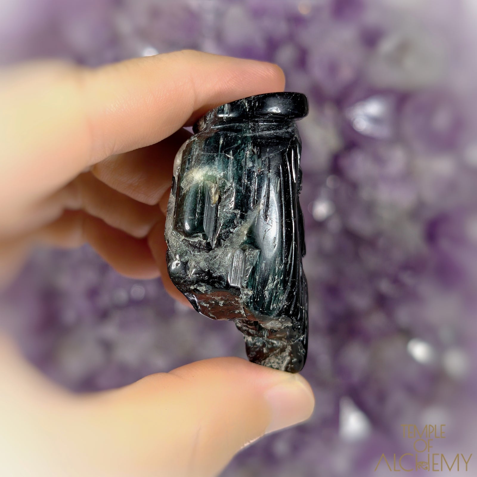 The Seer's Lantern 𓆃 Cat's Eye Indicolite